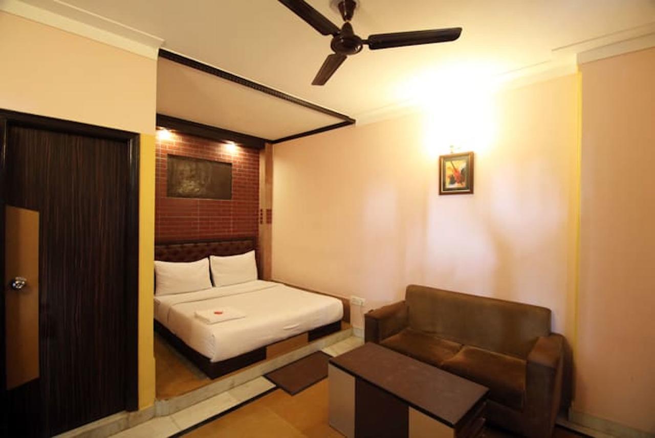Hotel Traditional Inn Nuova Delhi Esterno foto